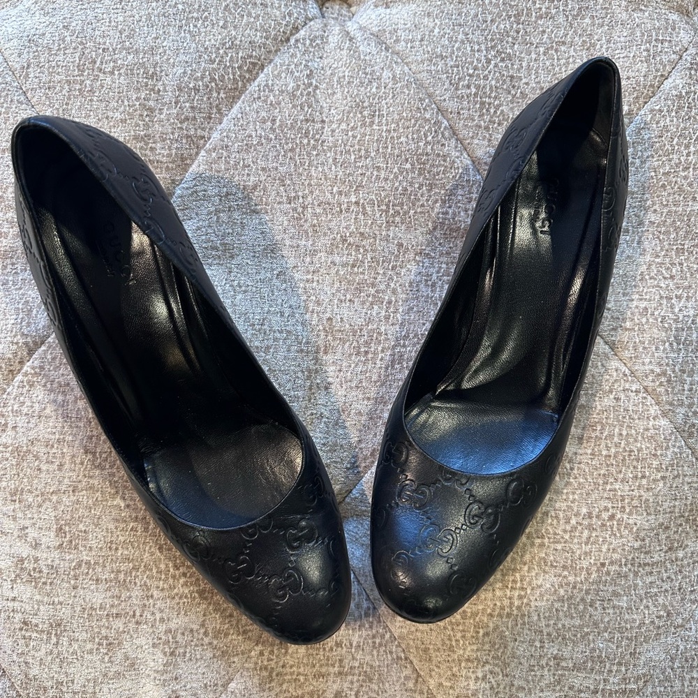 Gucci Pumps-Dust Bags & Replacement Heels Included